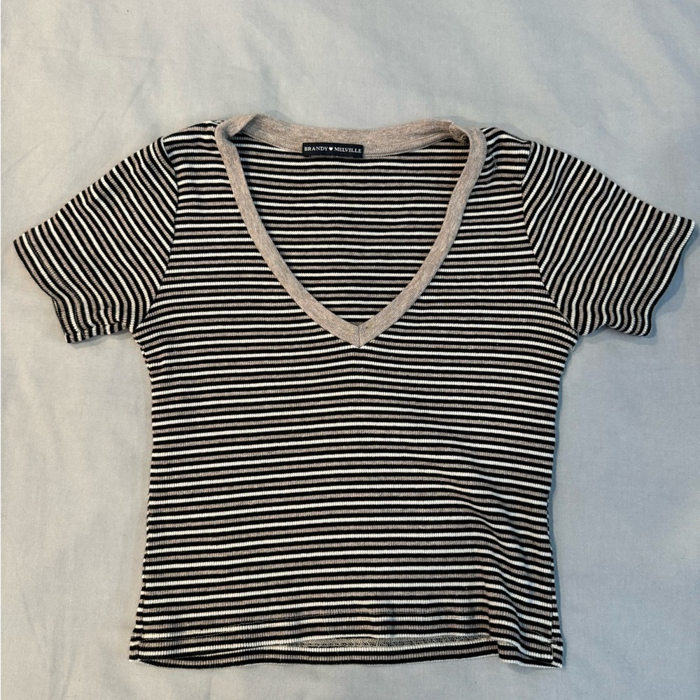Brandy Melville stripped V-Neck Shirt